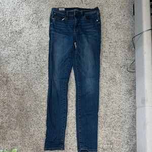 Gap true skinny mid rise jeans